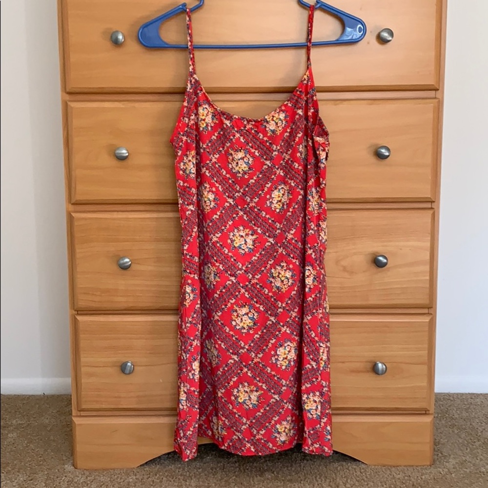 Red floral backless dress